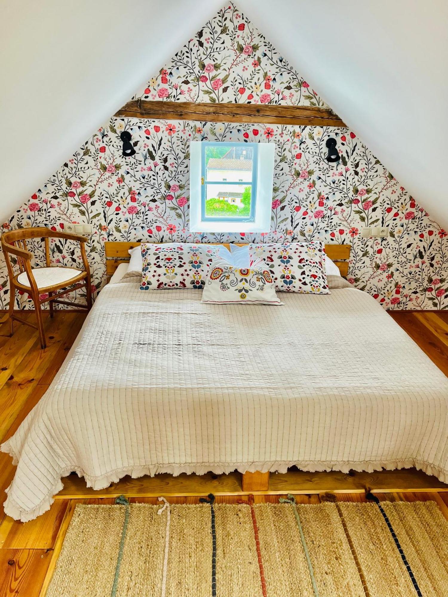 Na Nebi 187 Aparthotel Bečov nad Teplou Buitenkant foto