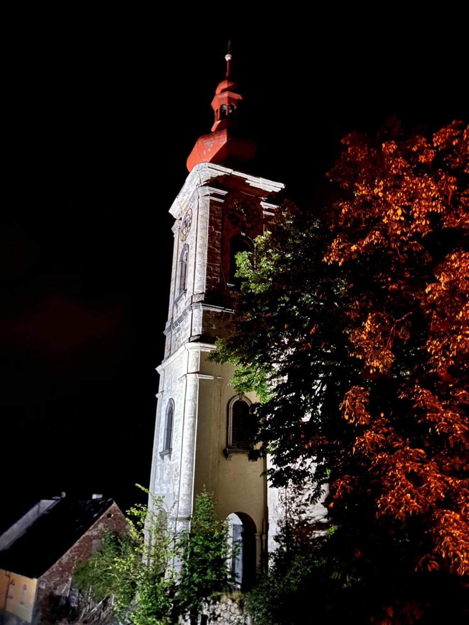 Na Nebi 187 Aparthotel Bečov nad Teplou Buitenkant foto
